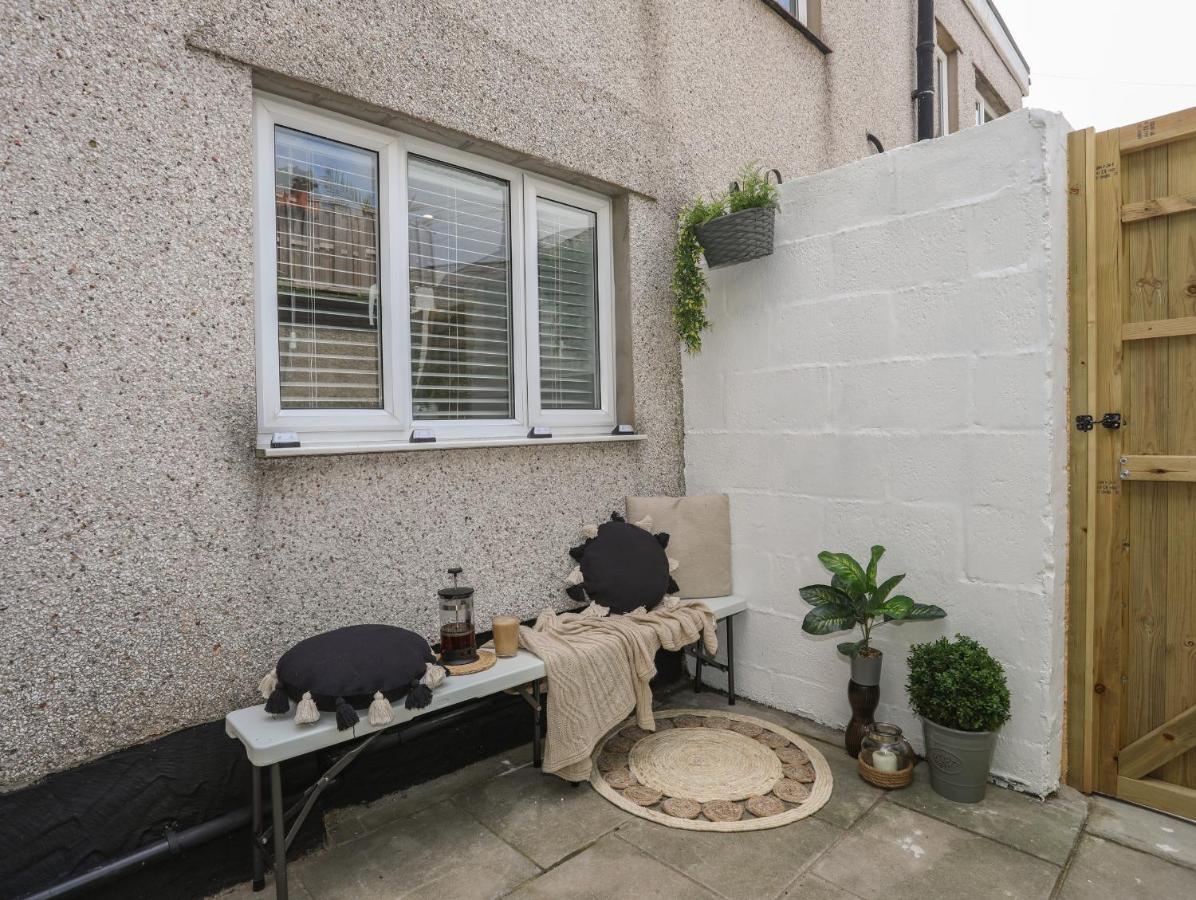 Apartamento Y Goedwig Llanfairpwllgwyngyll Exterior foto
